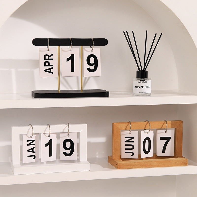Creative Wooden DIY Wooden Desk Calendar